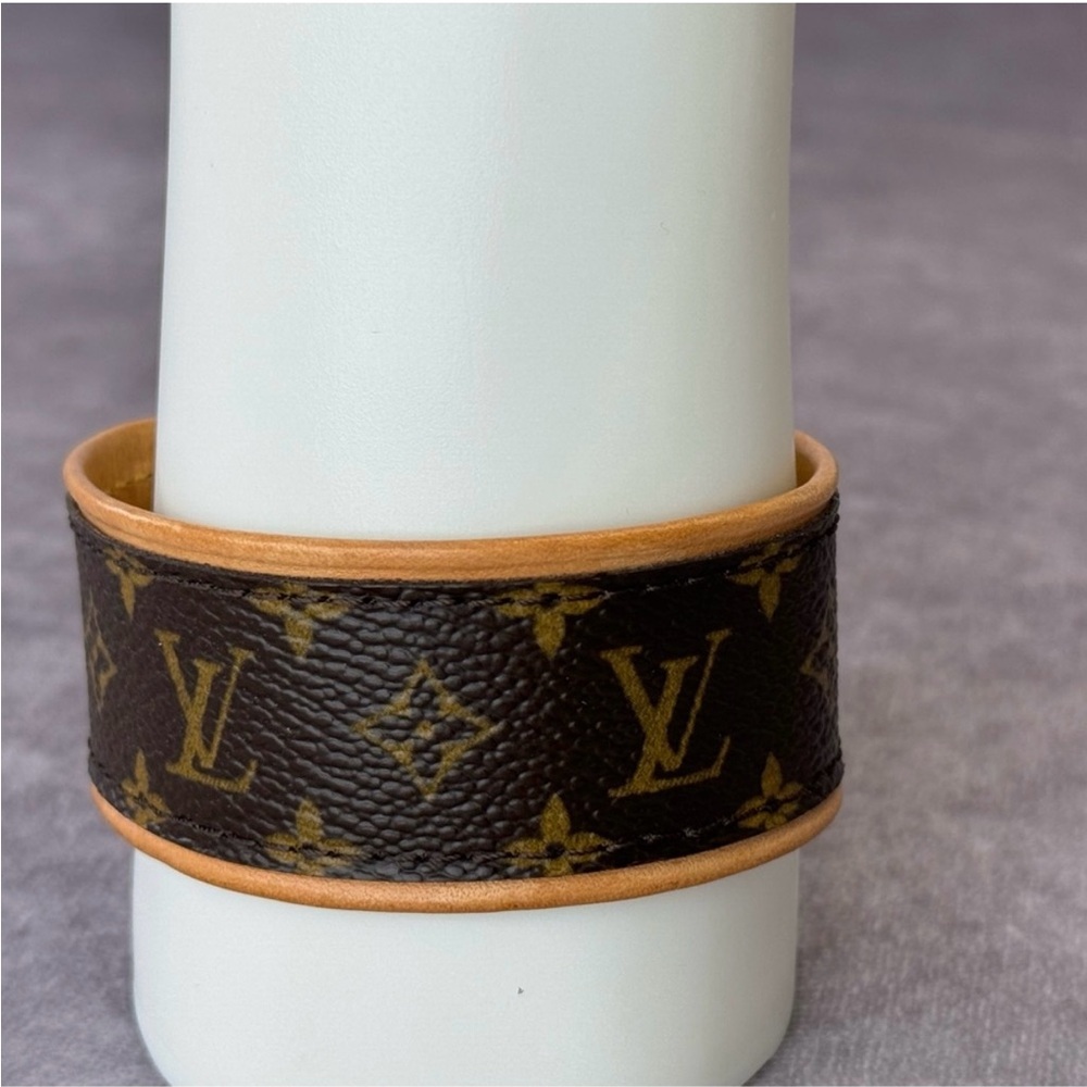 Louis Vuitton Monogram Canvas Save It bracelete - Picture 3 of 7
